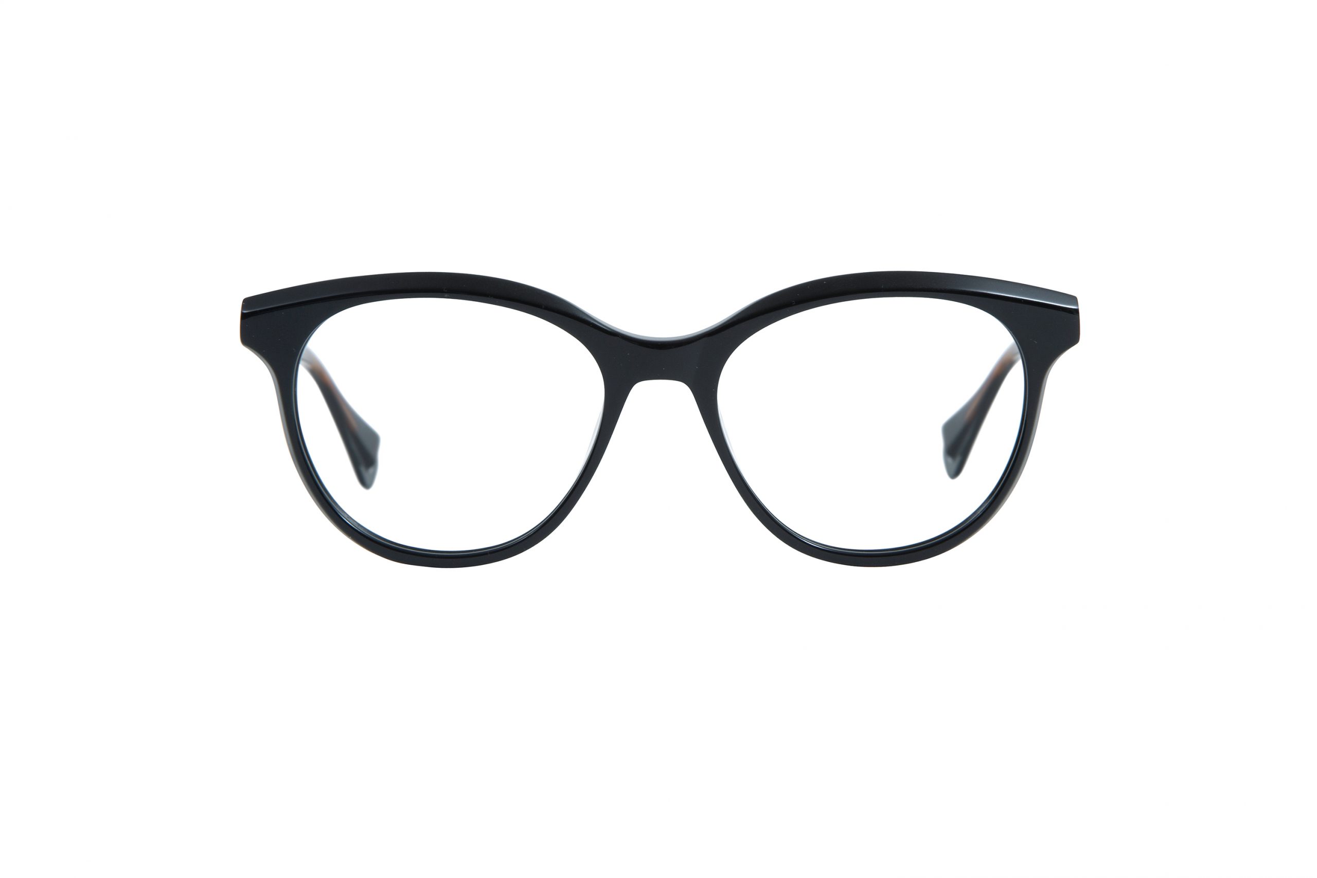 GIGIStudios_aw22:23_vanguard_optical_annie_6764-1.