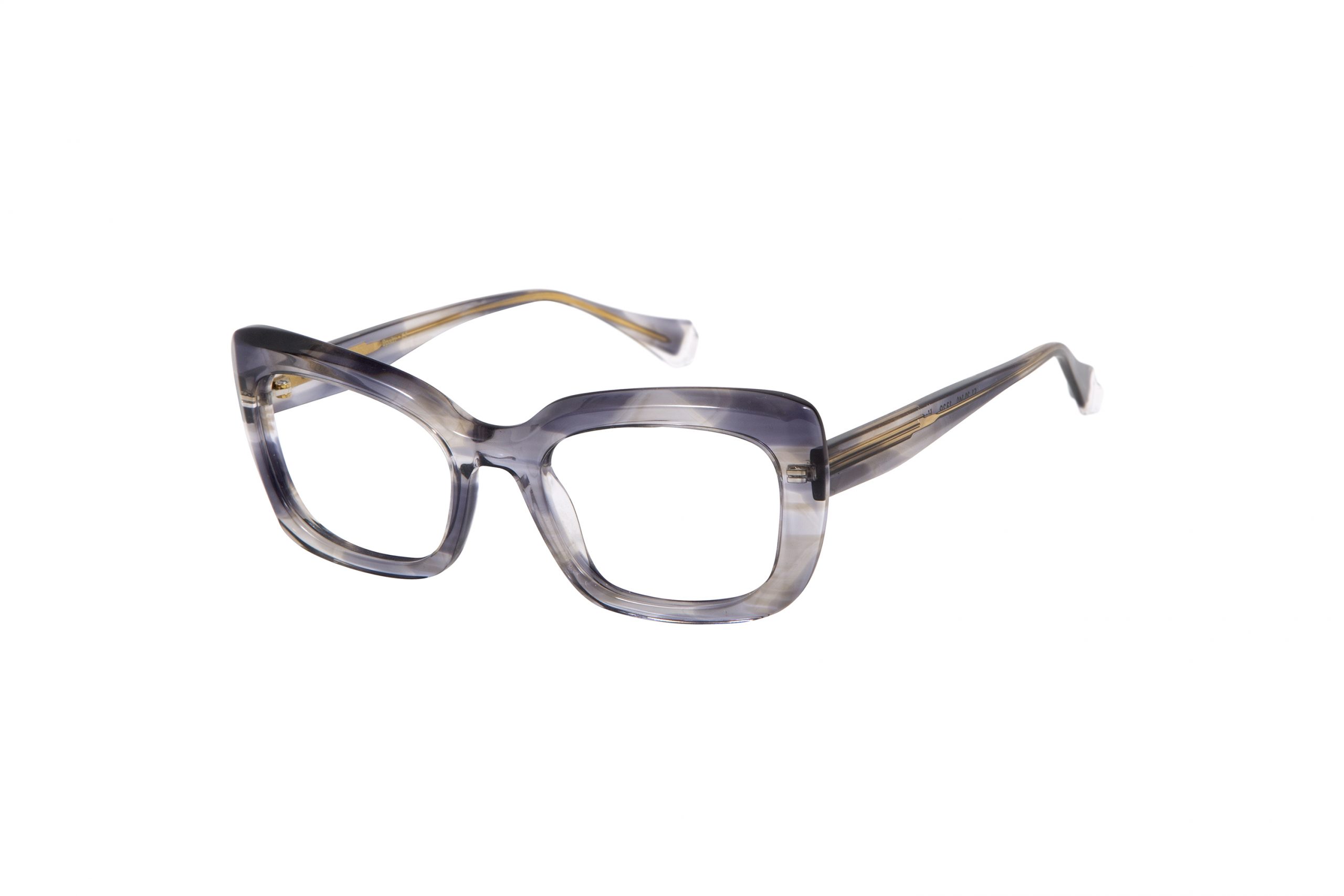 GIGIStudios_aw22:23_vanguard_optical_elia_6730-3