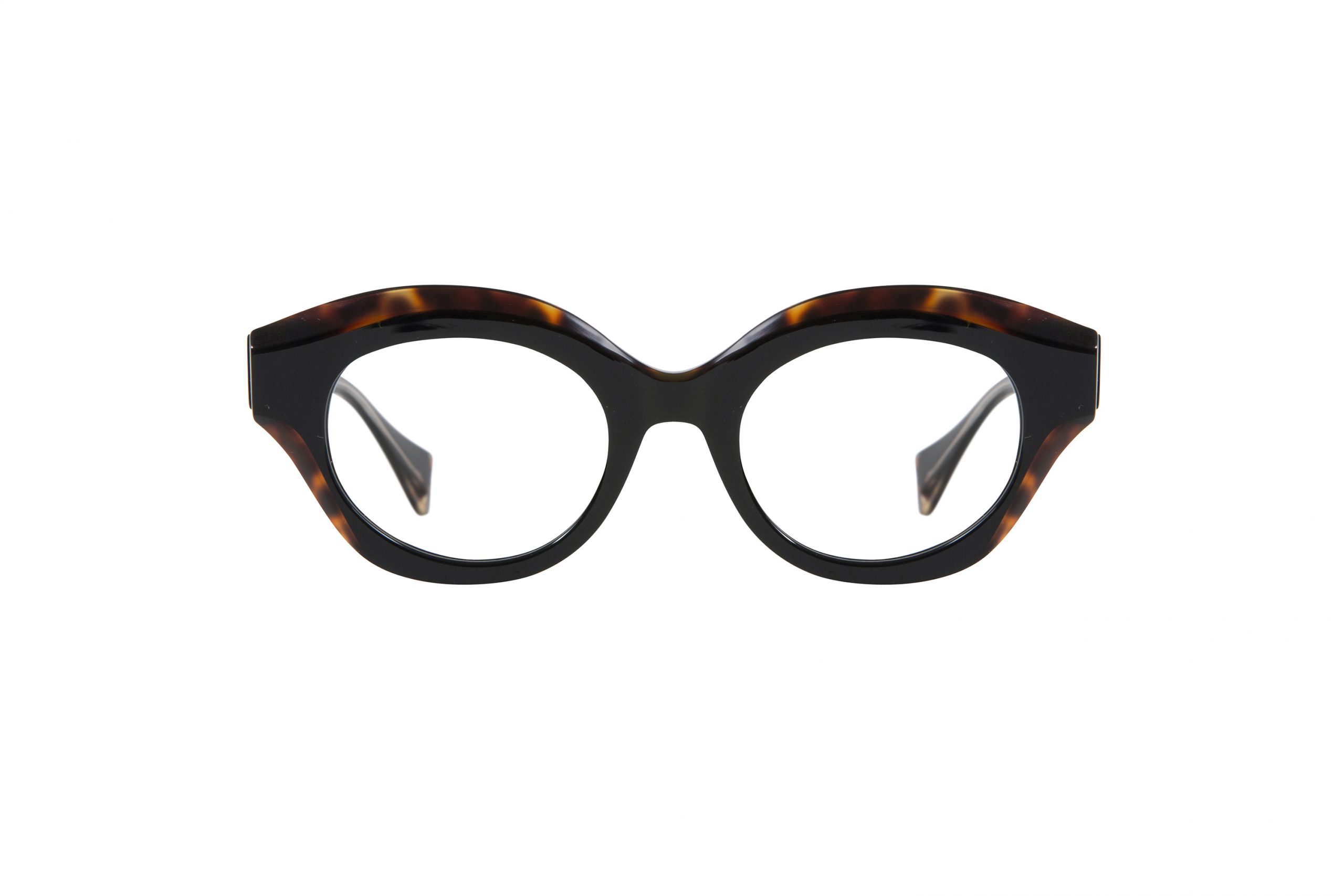 GIGIStudios_aw22:23_vanguard_optical_margaret_6729-1.
