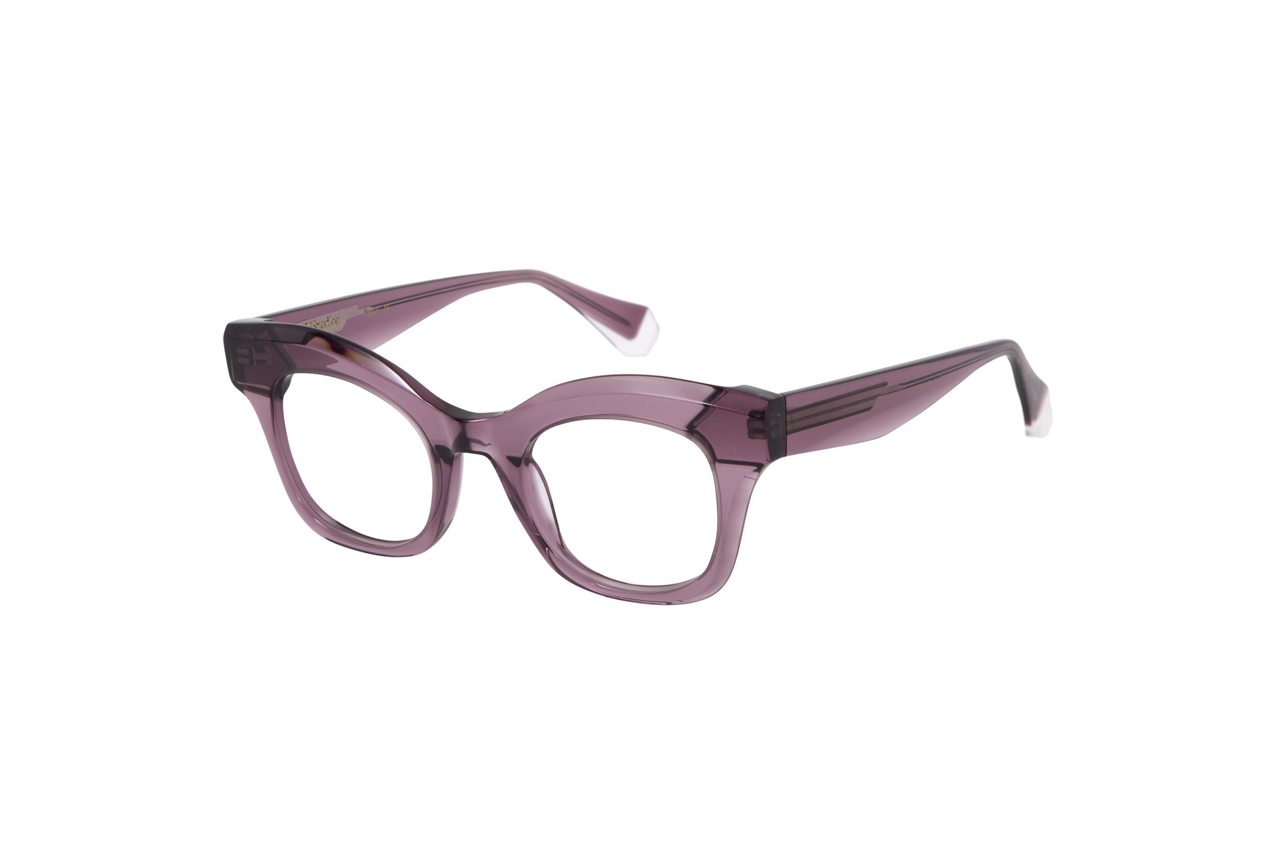 GIGIStudios_aw22:23_vanguard_optical_rachel_6749-6