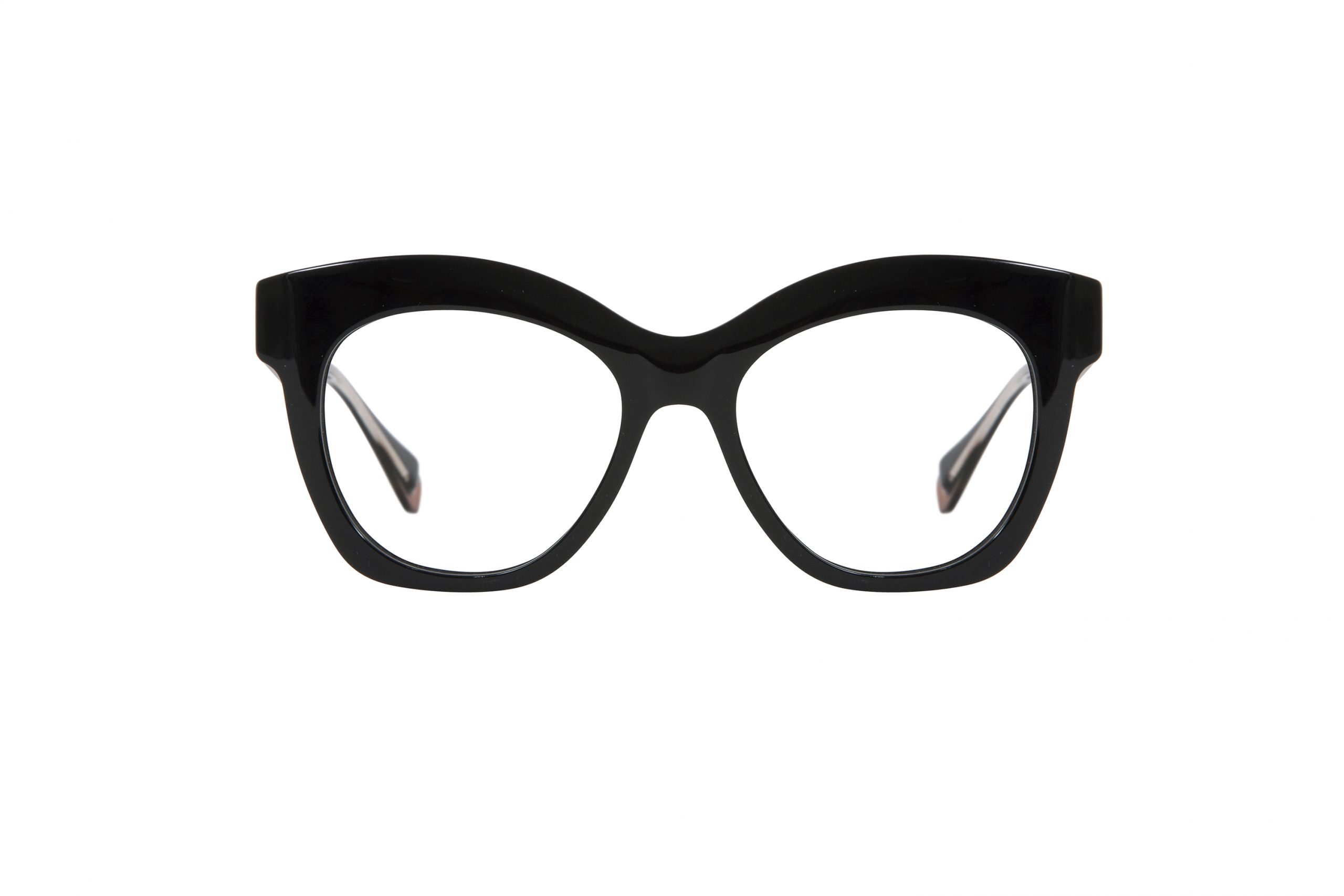 GIGIStudios_aw22:23_vanguard_optical_winnie_6748-1.